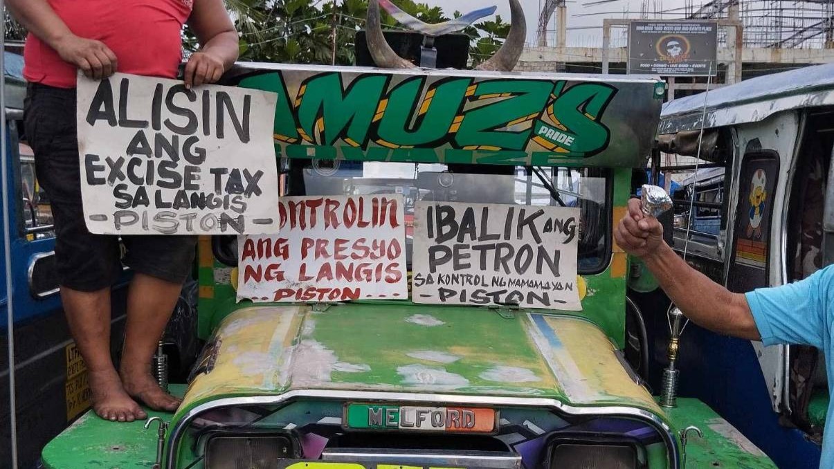 Scrapping fuel taxes, oil deregulation law, can benefit more Filipinos than fare hikes — PISTON