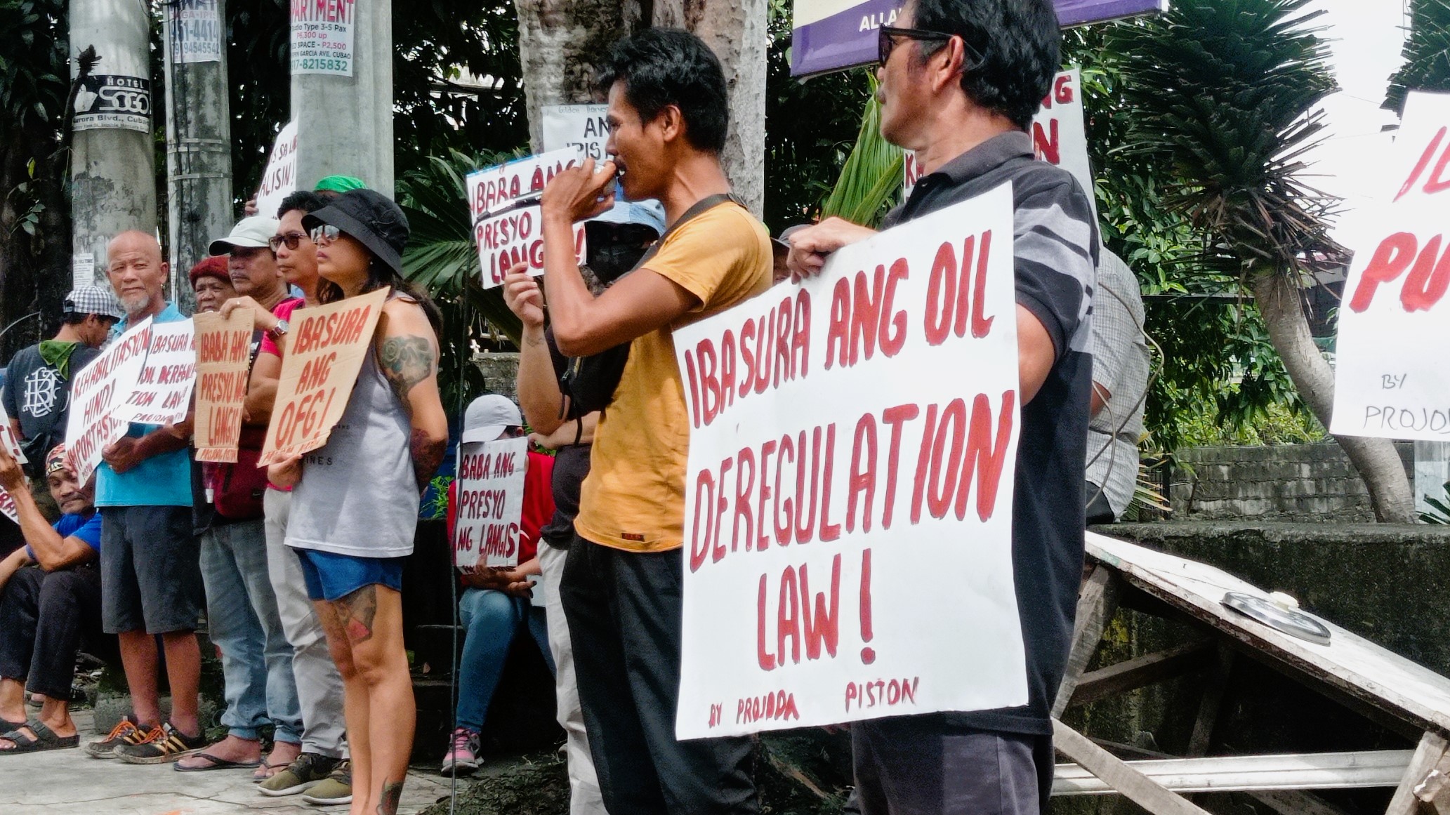 End oil deregulation as Israel-Palestine war stirs up oil price speculations — PISTON