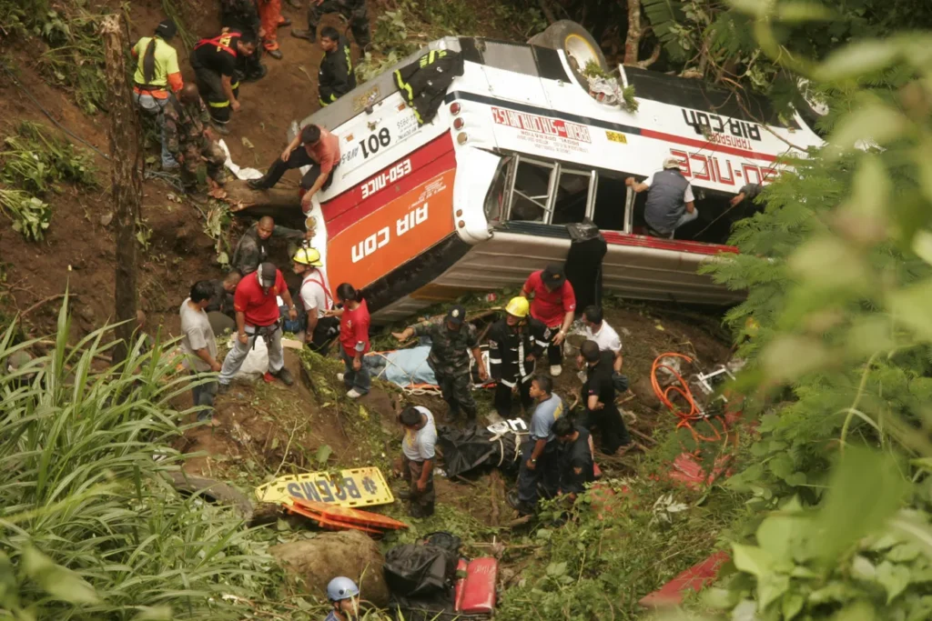 PISTON - Bus Crash